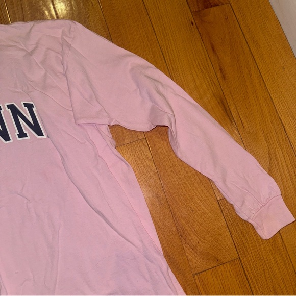 UConn Long Sleeve Tshirt - Picture 4 of 5